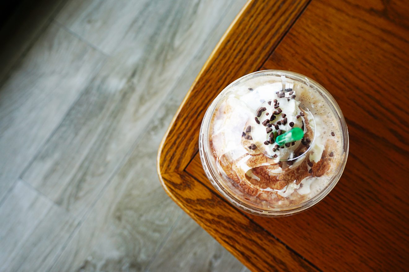 starbucks salted caramel mocha 2021 starbucks salted caramel mocha 2021