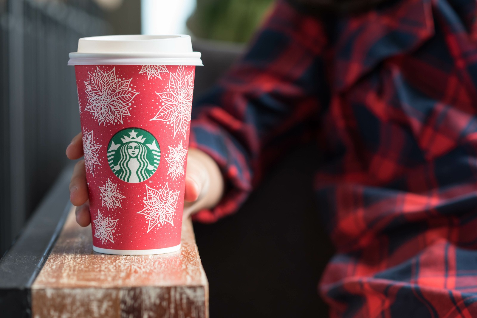 Is Starbucks Open On Christmas Day?