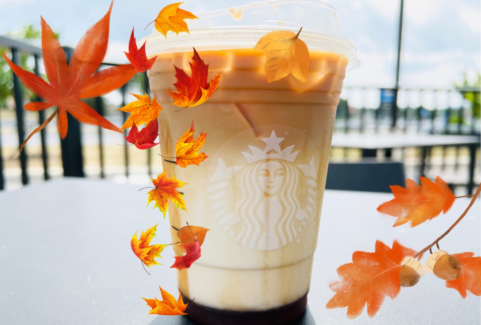 Starbucks Fall 2022 Menu - Apple Crisp Oatmilk Macchiato