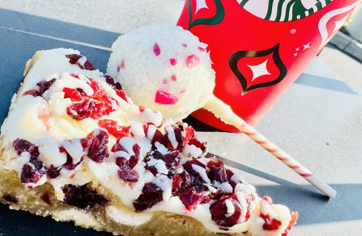 Starbucks Holiday Bakery Items 2023